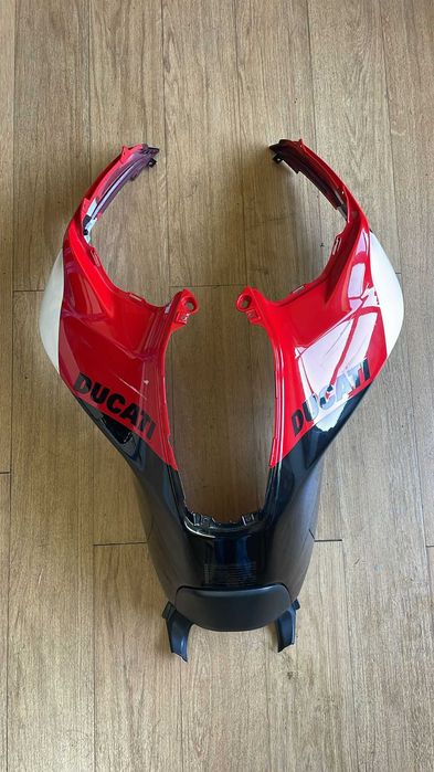 CARENAGEM TANQUE DE COMBUSTIVEL PARA DUCATI MULTISTRADA V4 PIKES PEAK