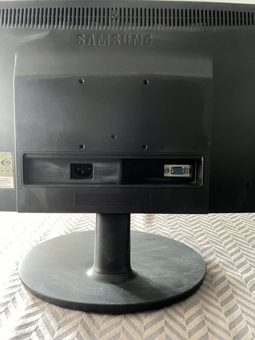 Samsung Monitor (LCD)64283907579266122