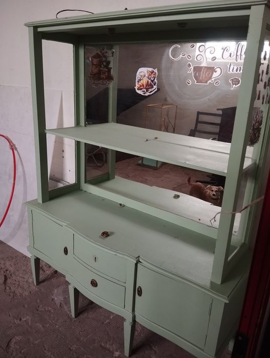 Móvel vitrine antigo