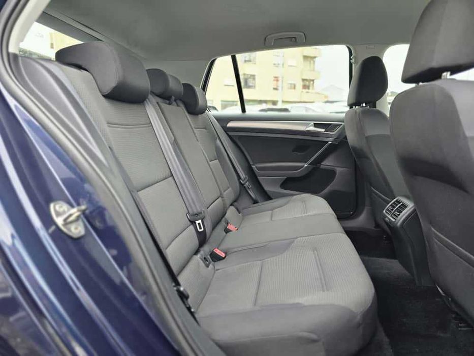VOLKSWAGEN GOLF VII 1.6TDI 110CV "LOOK GTI"