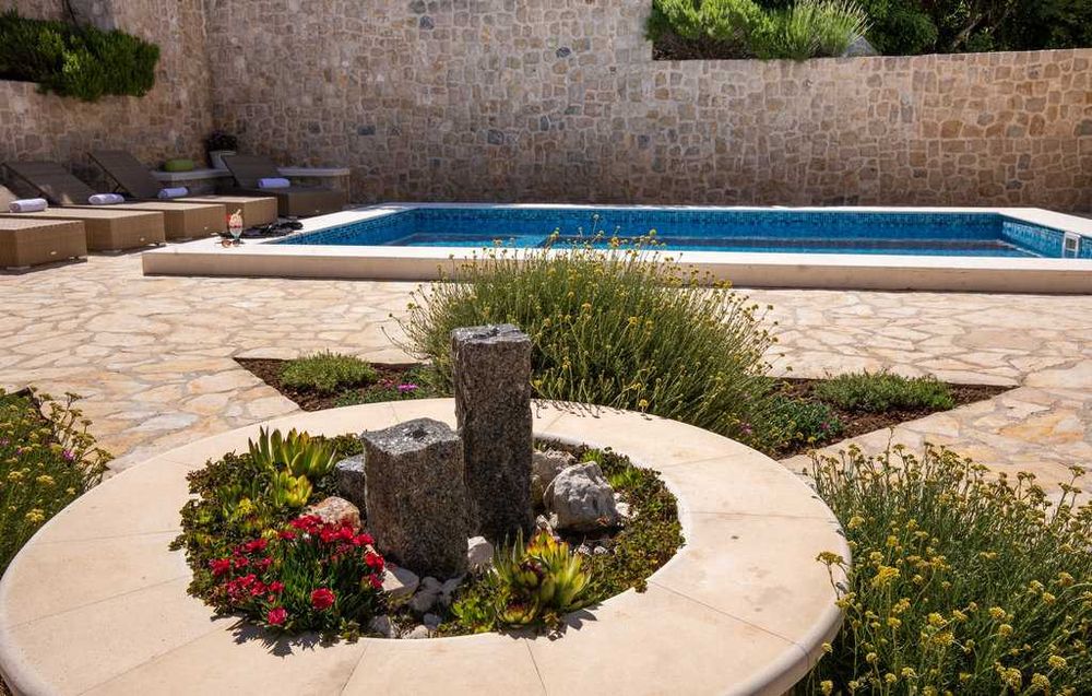 Wakacje, południe Chorwacji, dom z basenem dla 12 osób