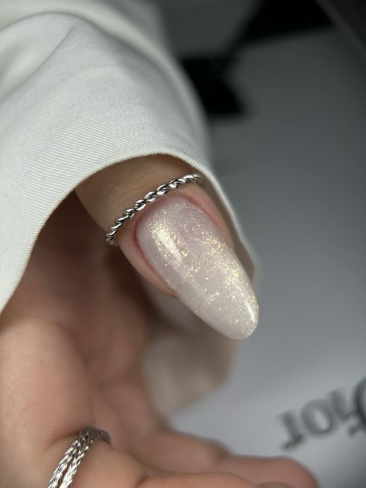 Манікюр, педикюр