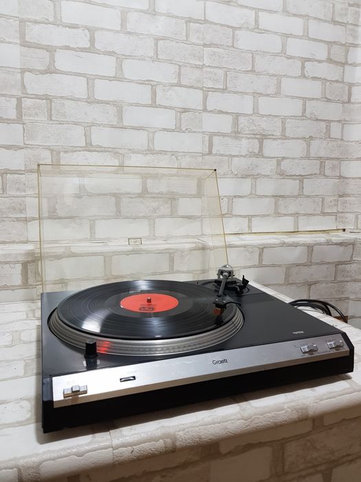 Віниловий програвач GRAETZ HSP-4000, (33/45 об/хв) б/в з Німеччини