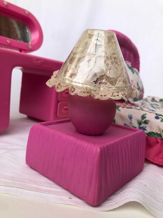 Mobilia de quarto para bonecas