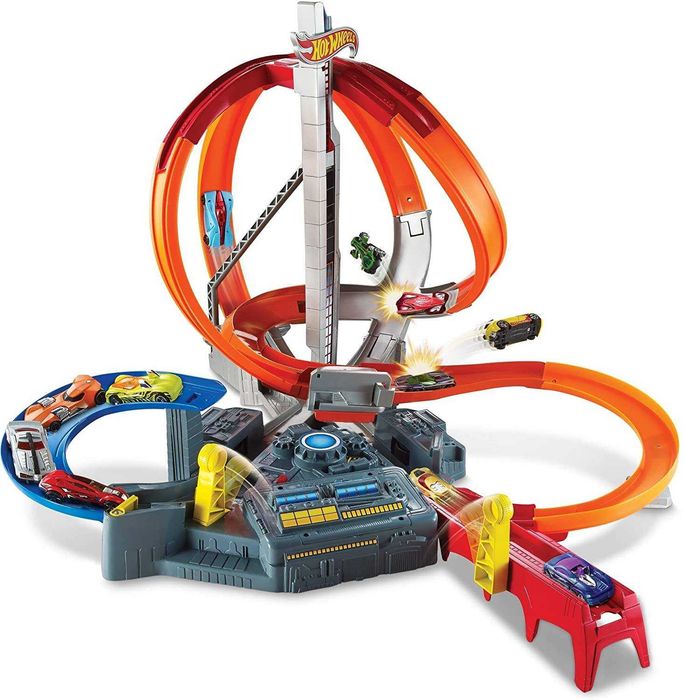 Tor samochodowy Mattel Hot Wheels Team CDL45 Zakręcony Karambol  5 +