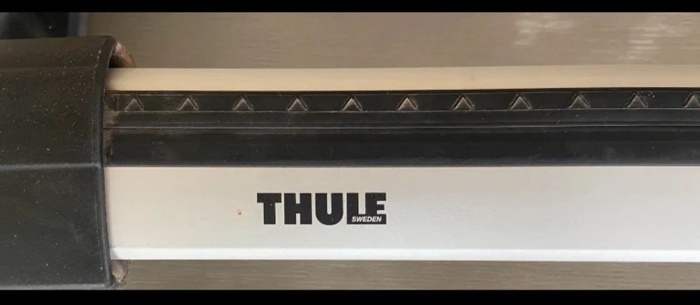 Barras tejadilho Thule Land Rover Evoque

Possibilidade venda das 3 pe