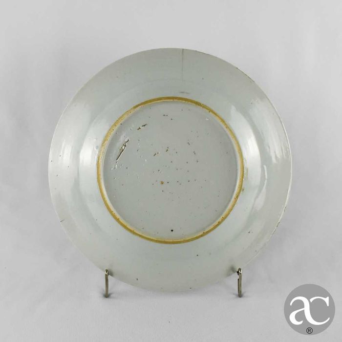 Prato porcelana China, Dinastia Qing, Período Qianlong, séc. XVIII n3