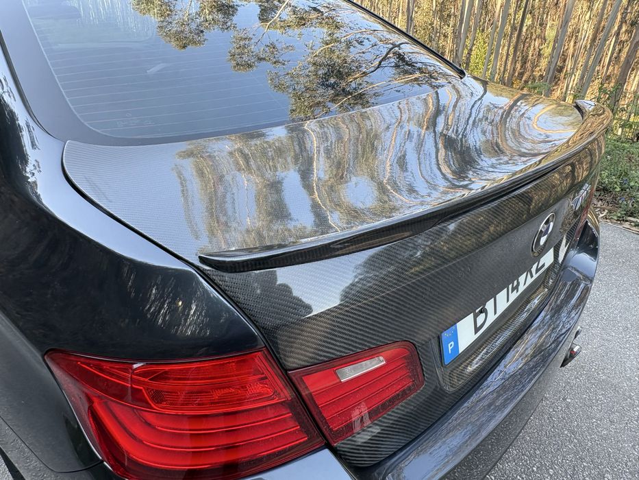 BMW M5 F10 PRETO