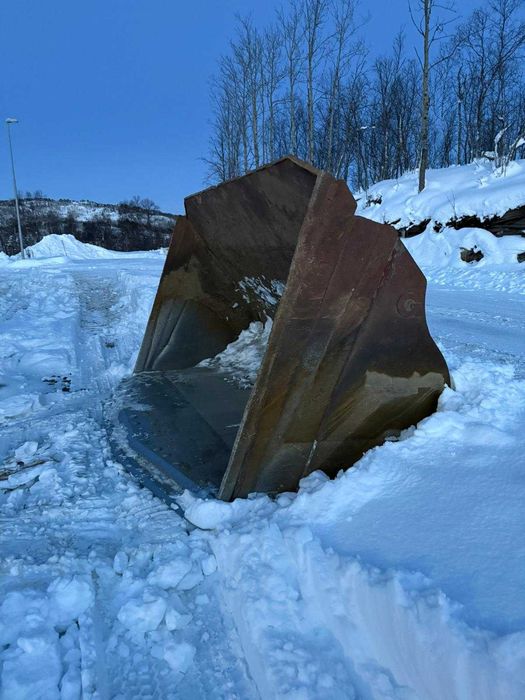 Ładowarka kołowa VOLVO L150H + ŁYŻKA NOWE OPONY