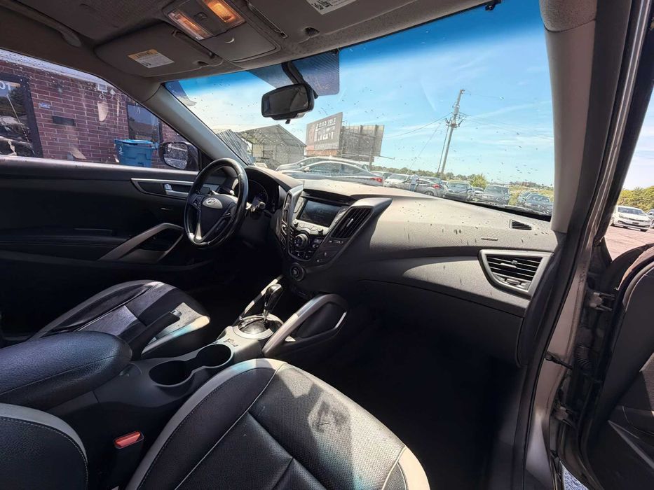 Hyundai Veloster Turbo      2015