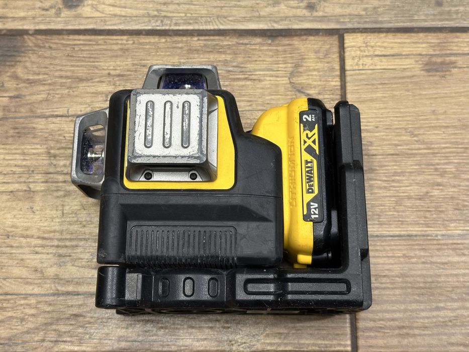 Laser samopoziomujący 360° DeWalt DCE089G | bateria 2Ah 12V | DCB1102