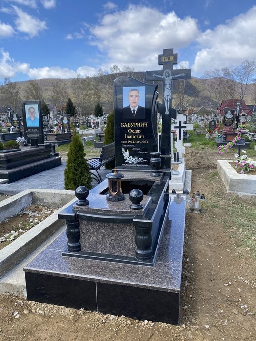 виготовлення пам'ятників хуст