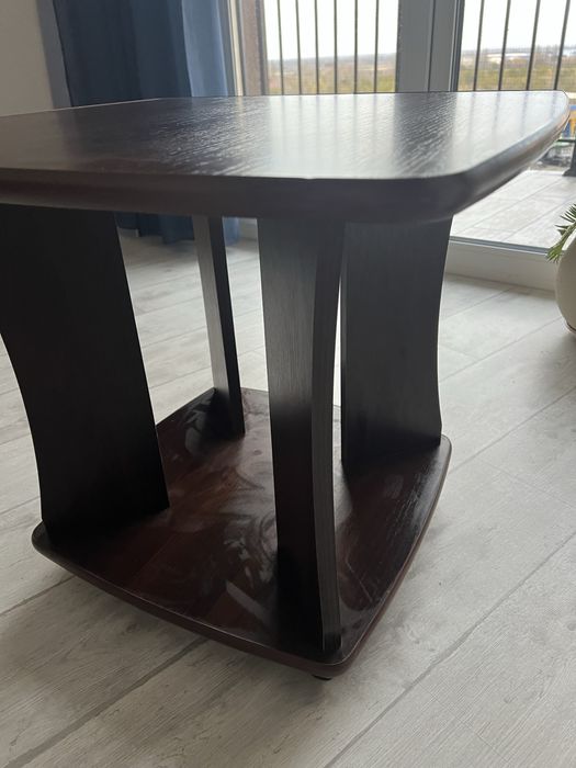 Столик  журнальний