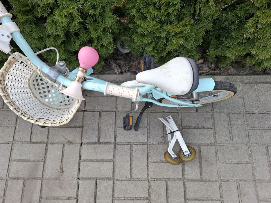 Sprzedam rower 16 cali turkus + boczne kola jest idealny do nauki jezd