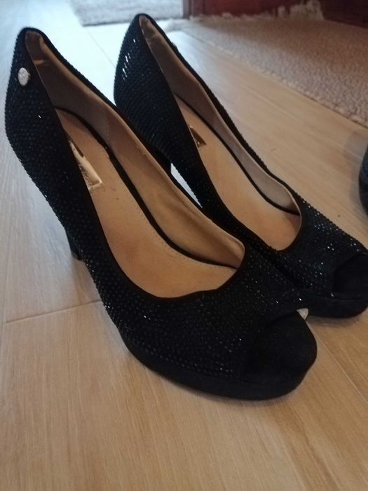 Vendo conjunto de sapatos, sandálias e Botas!
