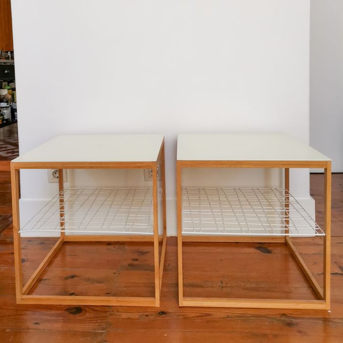 1 mesa de apoio IKEA PS 2012