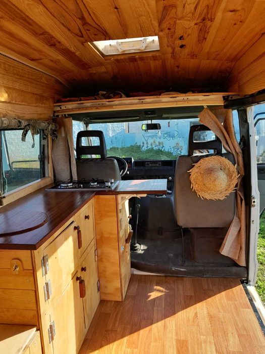 Autocaravana Mercedes MB100