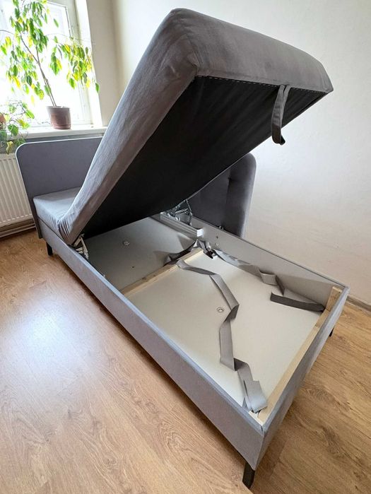 Tapczan jednoosobowy 2 sztuki