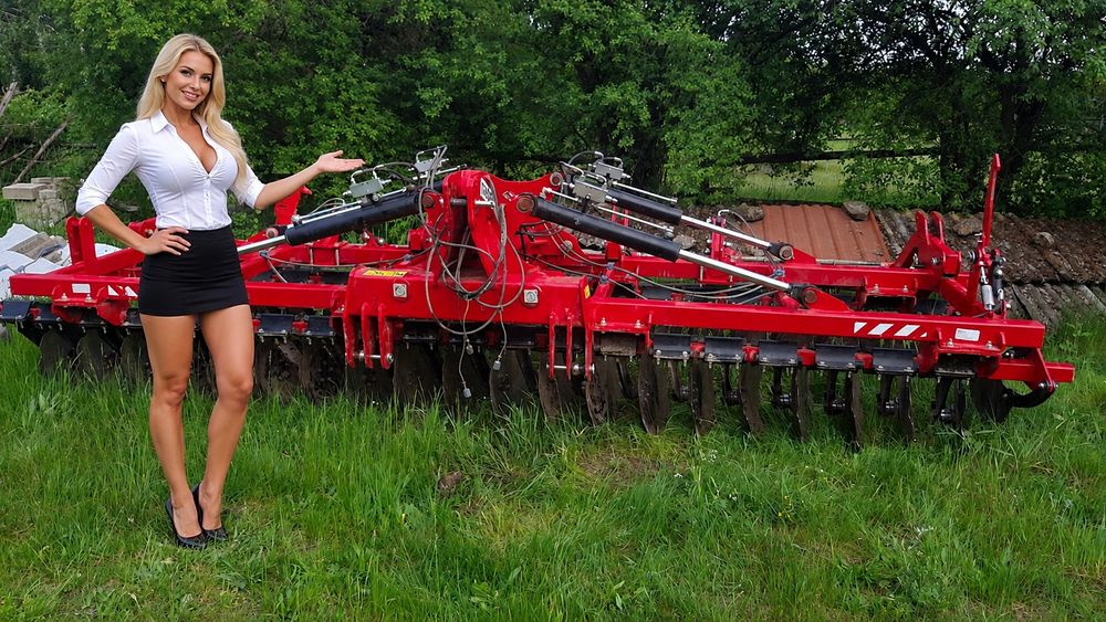 Brona talerzowa 5 m, rok 2024, składana hydraulicznie
