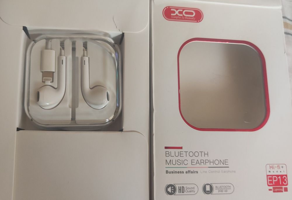 Fones de ouvido XO EP13 Lightning Branco para iPhone