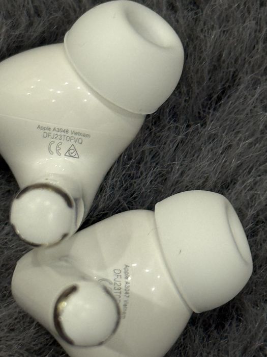 Apple AirPods Pro 2 generacji z etui MagSafe Dokanałowe Bluetooth