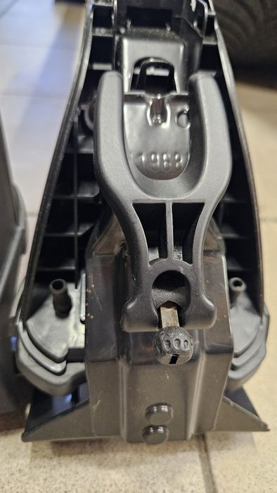 Belki poprzeczki Renault Espace V 5 oryginał ASO 8201727794
