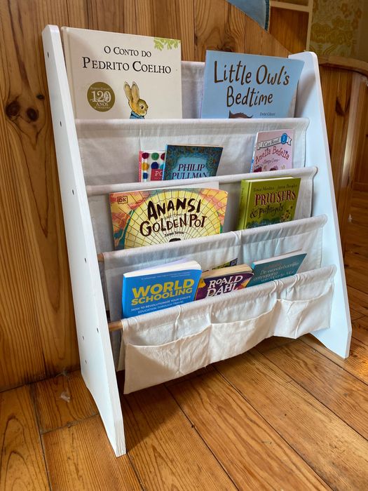 Estante de Livros Infantil em Madeira (estilo Montessori)