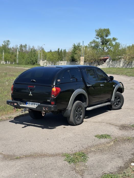 Mitsubishi l200