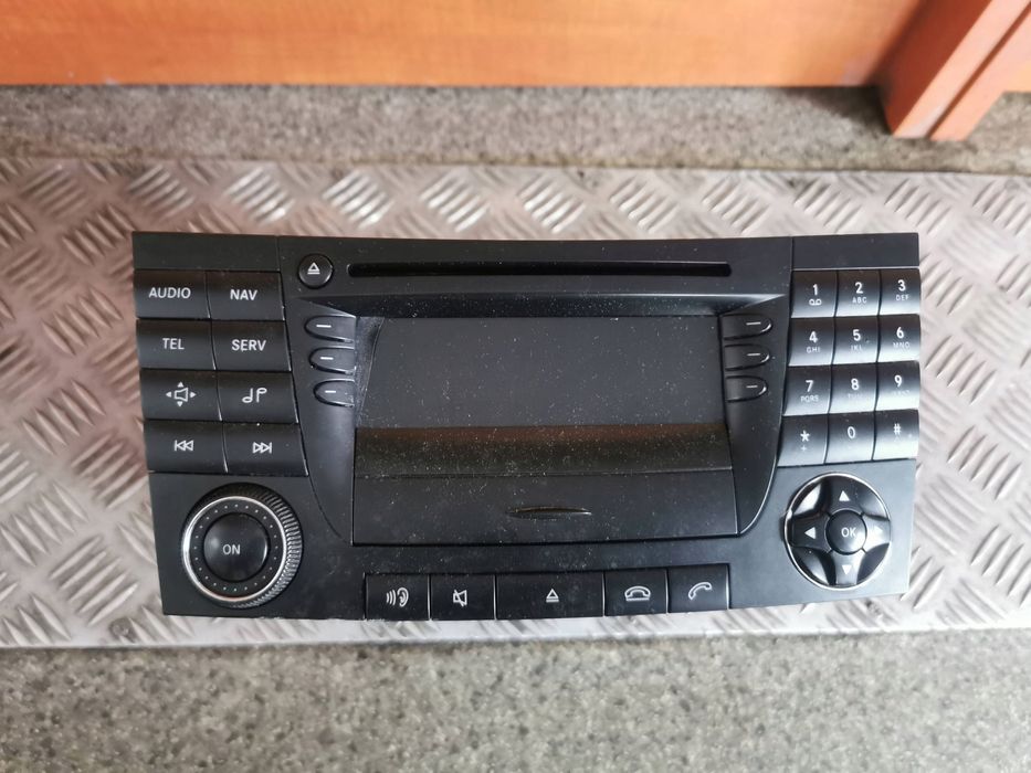 radio mercedes w211 oe becker cd/dvd/gps