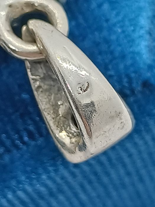 Widoczna zawieszka ze srebra, srebro 925