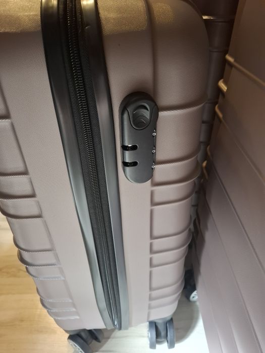 3 walizki firmy Hoffmanns