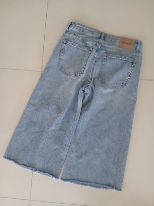 Pull&Bear bermudy młodzieżowe damskie 32 jeansowe szerokie spodnie 34