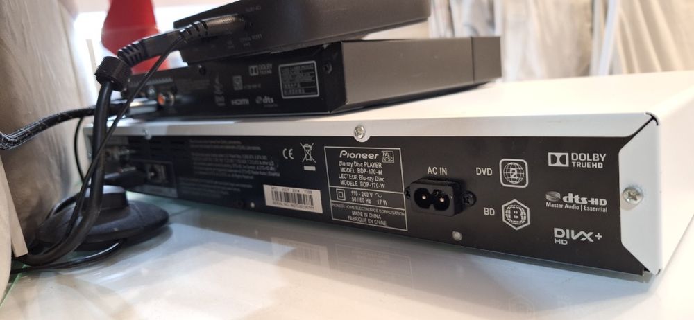Pioneer BDP - 170  odtwarzacz Blu-ray