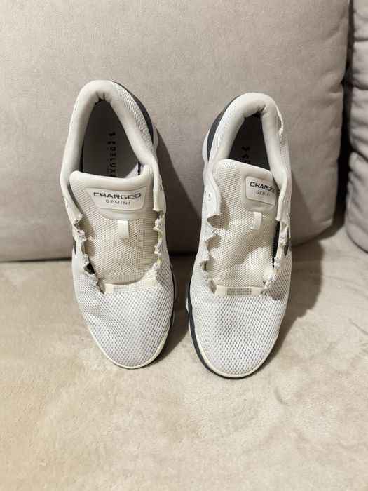 Under armour кросівки