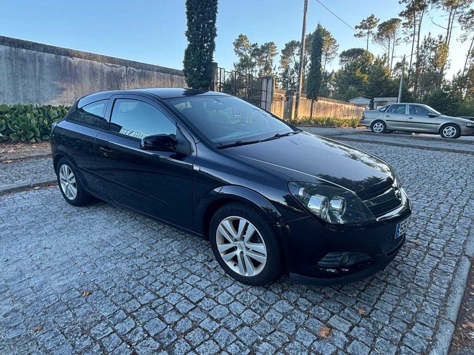 Opel Astra GTC 1.4 16V 90CV Gasolina de 2008 5 Lugares