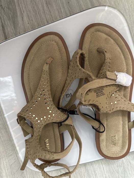 Сандалі/ босоніжки ZARA 39 розмір