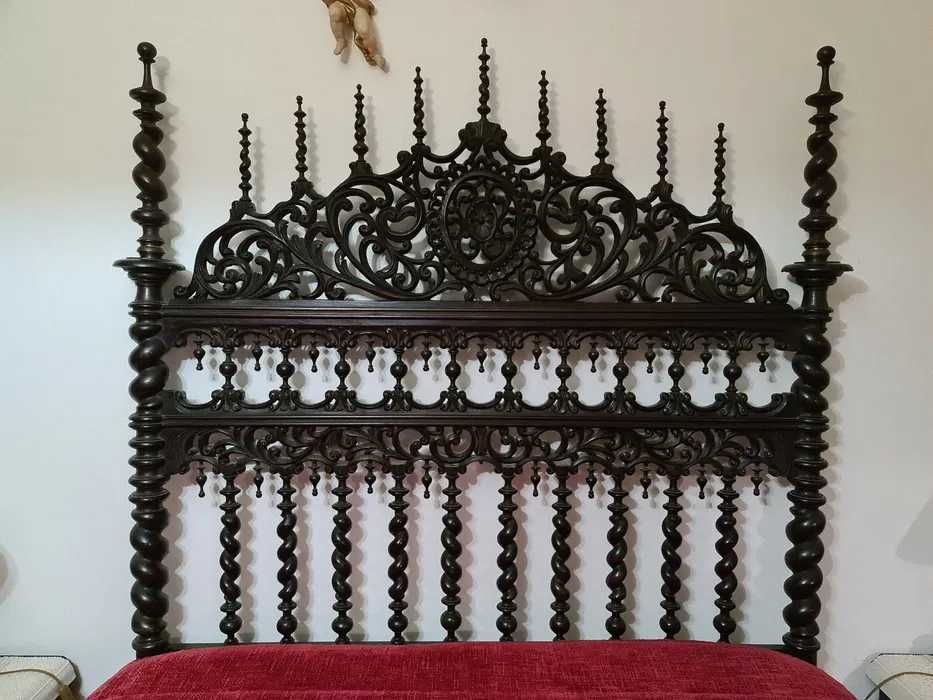 Mobília de Bilros, Quarto de Casal completo, Tipo XVII Alcácer Do Sal