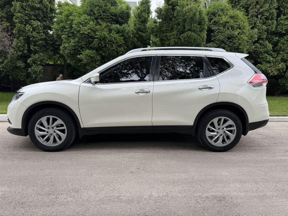 Nissan X-trail 2017 MAX-комплектація Офіційний Не фарбований