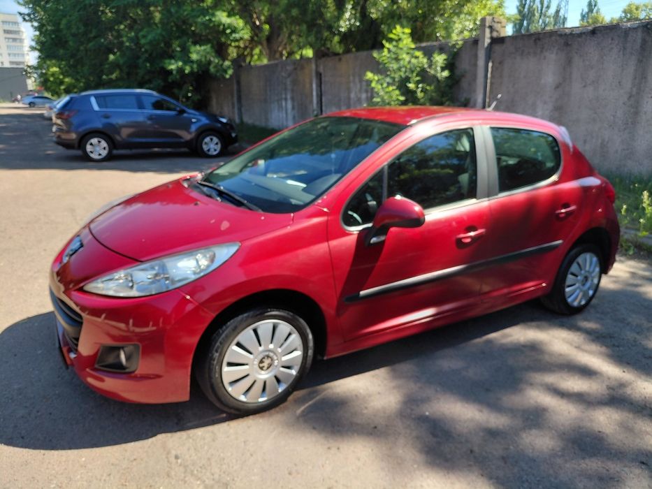 Peugeot 207 1,4AT