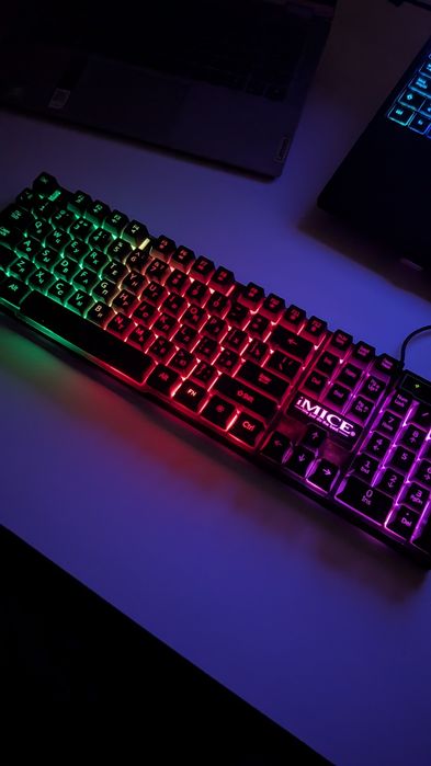 Teclado Gaming iMICE AK-600 com iluminação – Novo, RU/EN