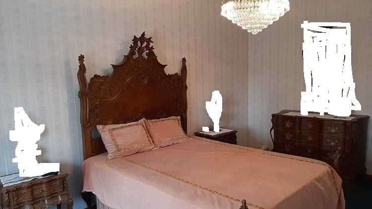 Mobília de quarto estilo D. José, carvalho