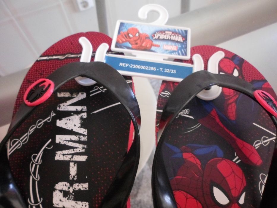 chinelos novos para criança