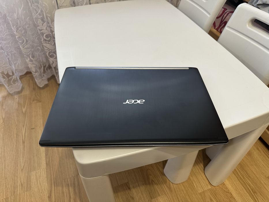 Потужний ігровий ноут Acer Aspire 7 (i7 8750H, ОЗУ 16GB, GTX 1050 4GB)