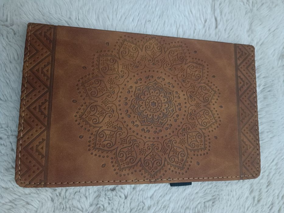 Skórzane etui na tableta