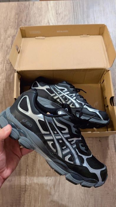 Asics NYC GEL grey