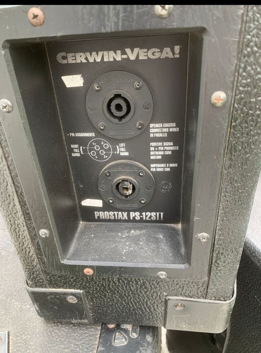 Oportunidade Cerwin Vega 4 colunas e amplificador