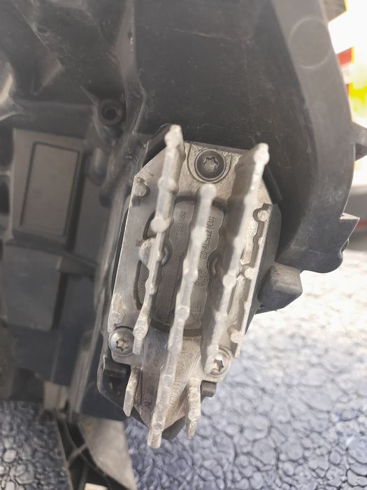 Ótica frente direita renault clio
