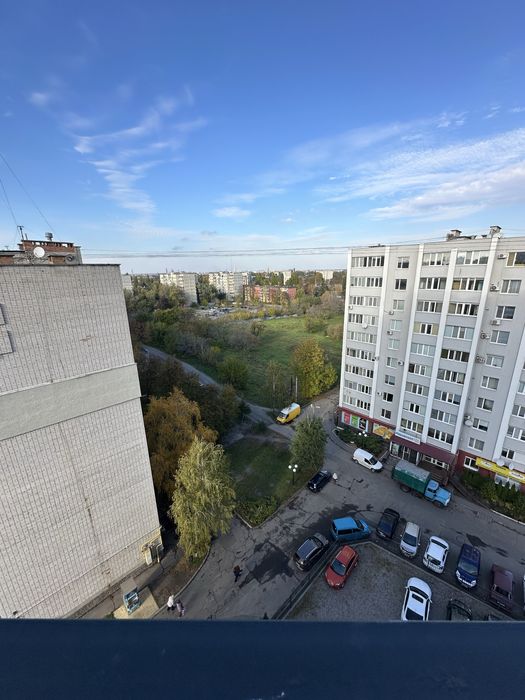 Продаж 2 кімнатної новобудови 68 метрів 8 поверх заселений будинок Київська 14-А