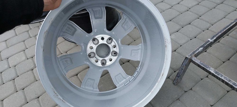 Диски Mercedes R18 5x112 8J ET56,5 GL class X166 GLS M class W166