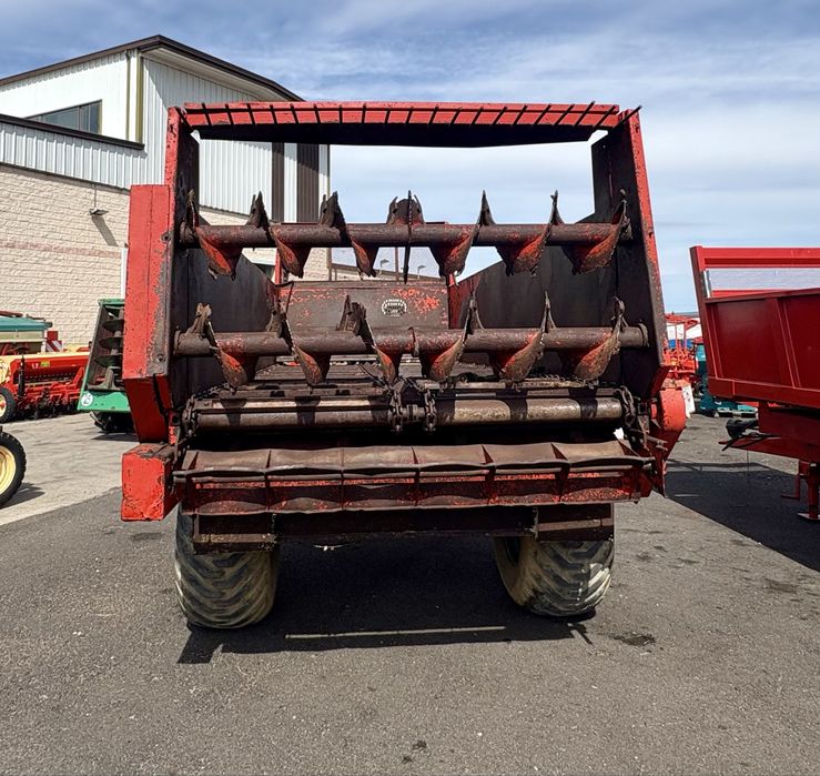 reboque distribuidor de estrume